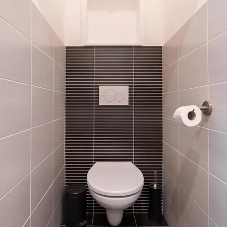 Vieux - Lumineux Avec Cachet ! 2pers Apartment